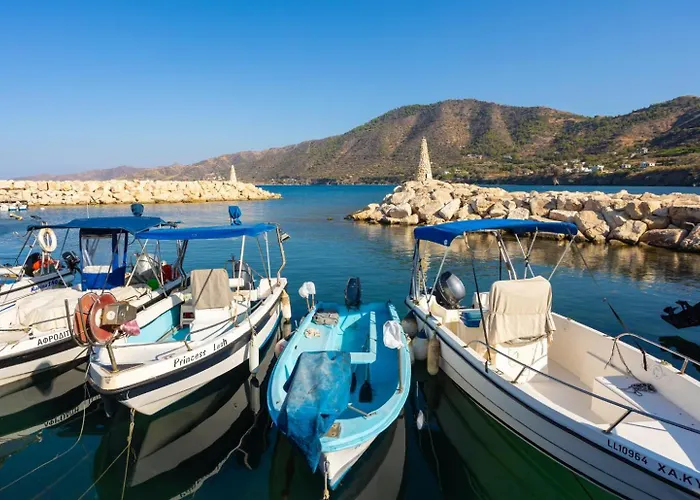 Petroktisto Villa Pomos