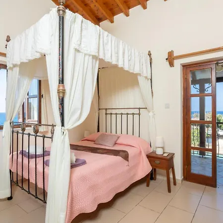 Villa Petroktisto Pomos